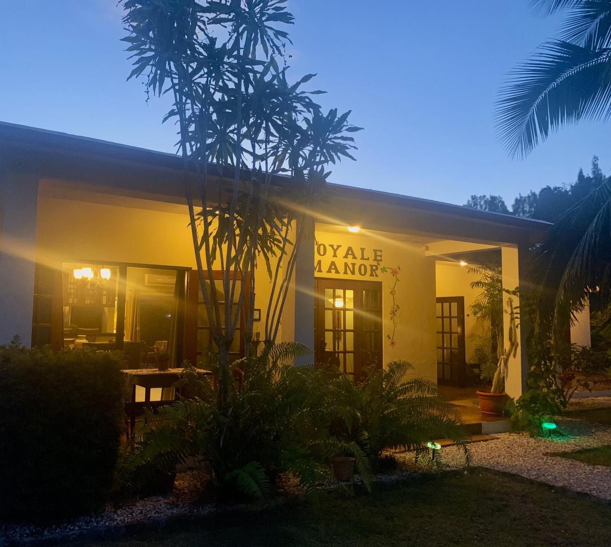 Royale Manor Villa Corozal Eksteriør bilde